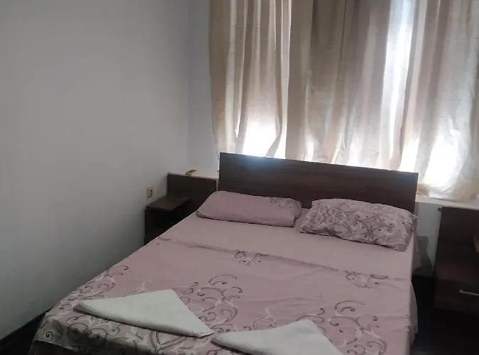 хаджи иванов شقة فارنا